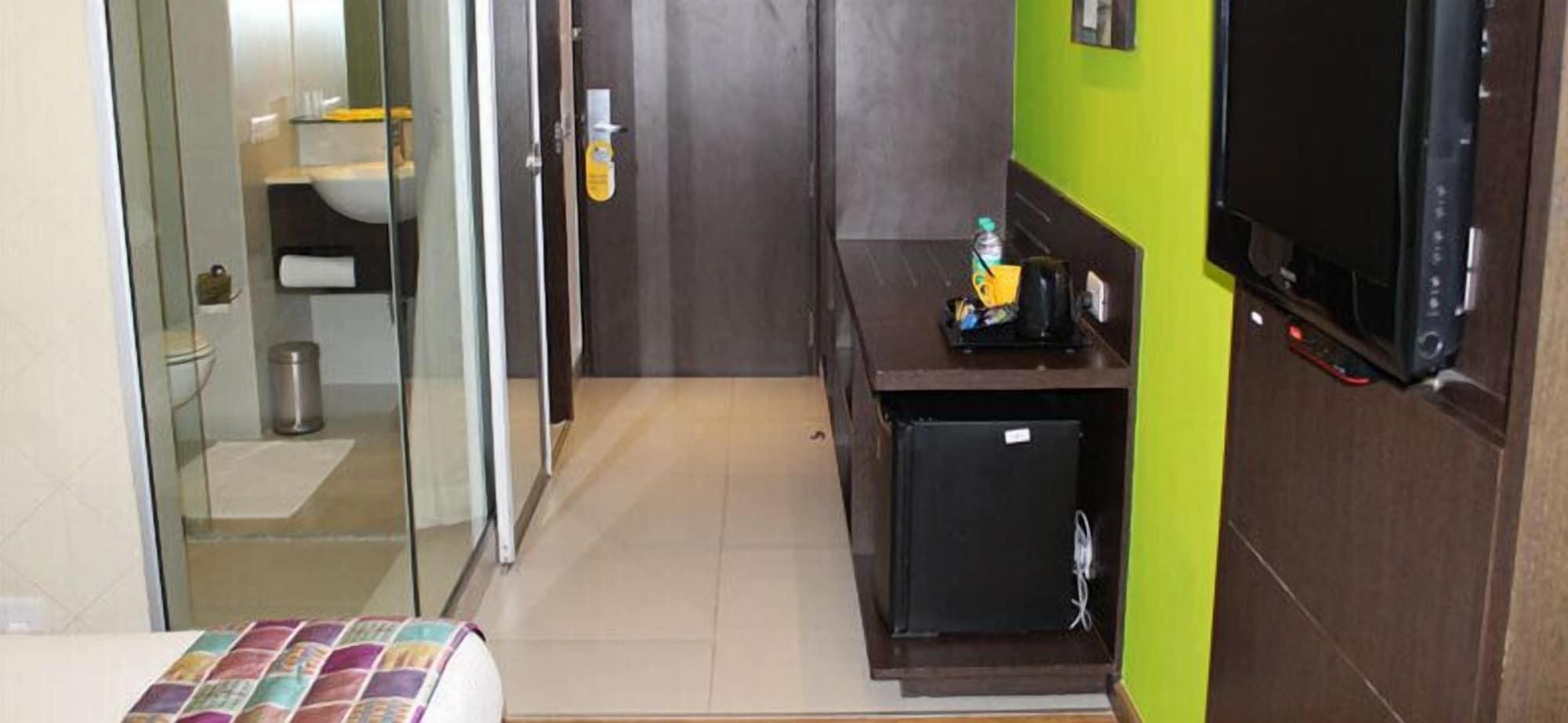 浦那皮姆普里钥匙精选柠檬树酒店 Pimpri-Chinchwad 外观 照片